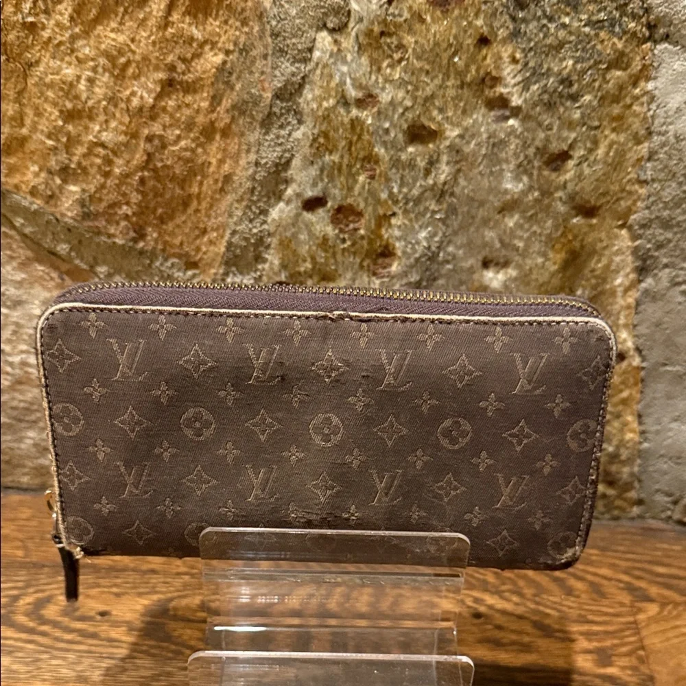 Louis Vuitton Classic Mini Lin Monogram Zipper Wallet